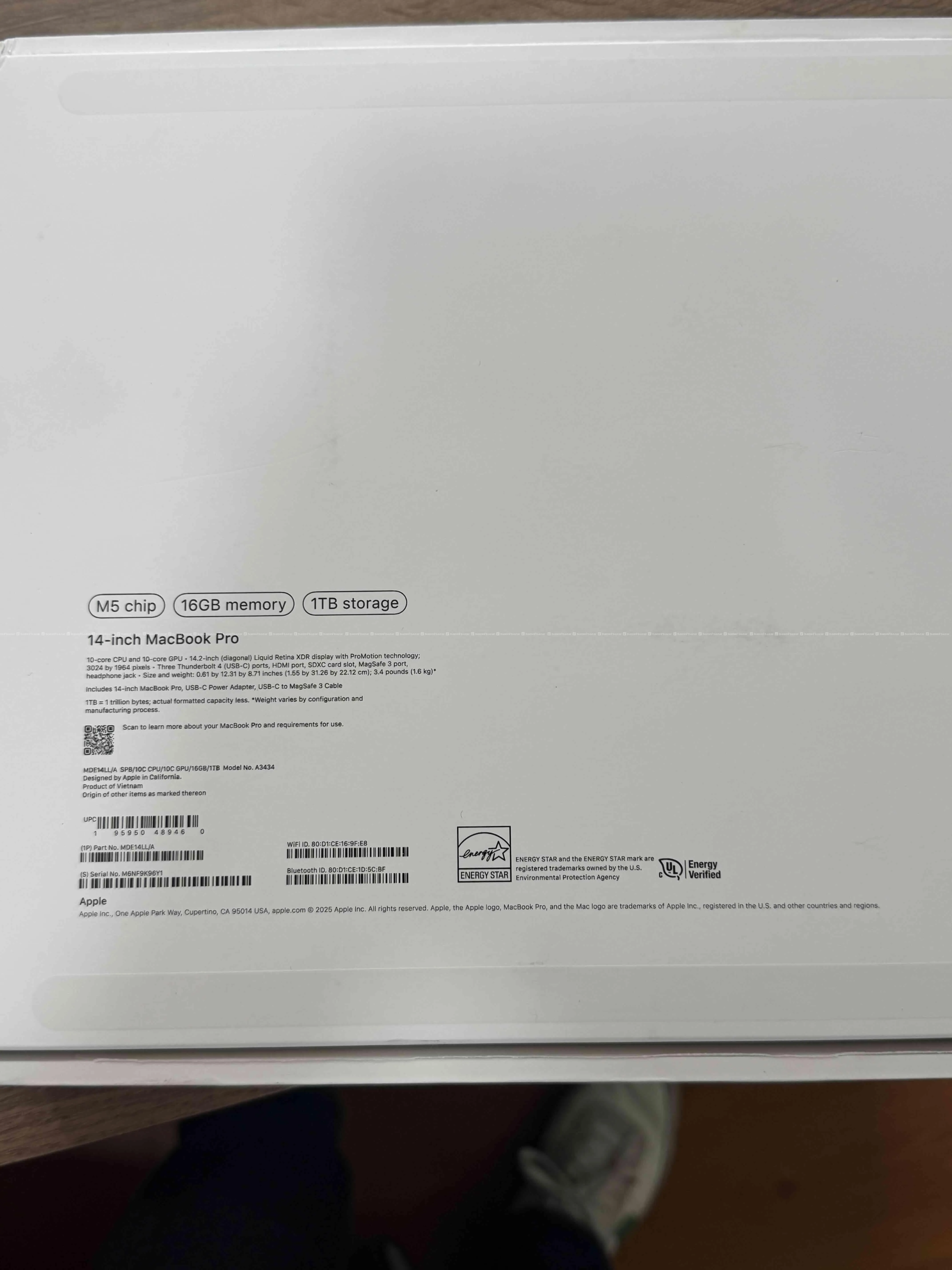 Macbook Pro M5 16 GB RAM 1 TB