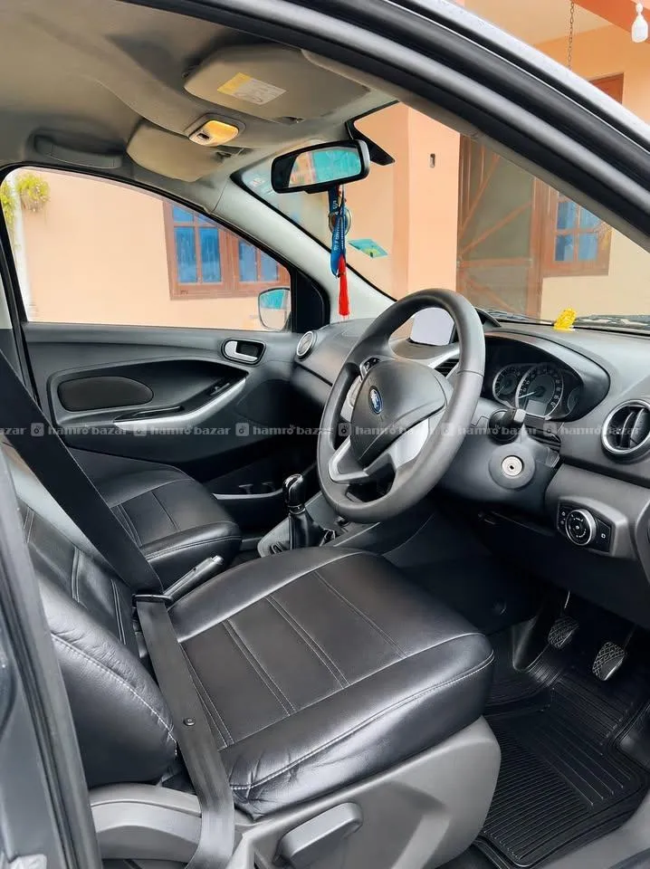 FORD FIGO TITANIUM TDCI